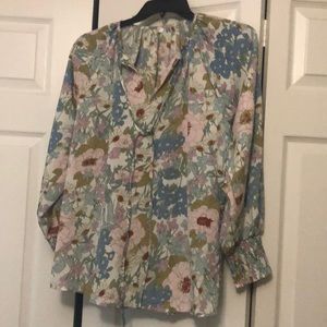 Ladies blouse new no tags never worn